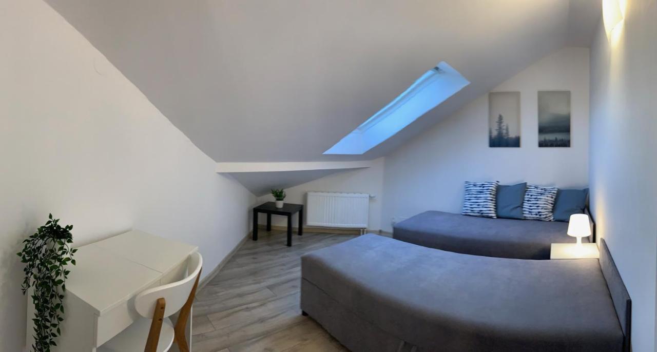 Apartament Pod Gwiazdami Lejlighed Ostrów Wielkopolski Eksteriør billede