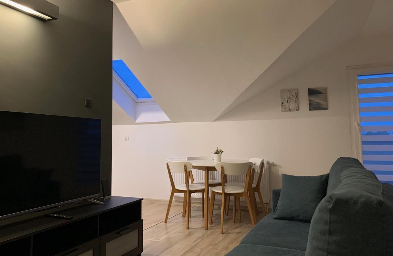 Apartament Pod Gwiazdami Lejlighed Ostrów Wielkopolski Eksteriør billede
