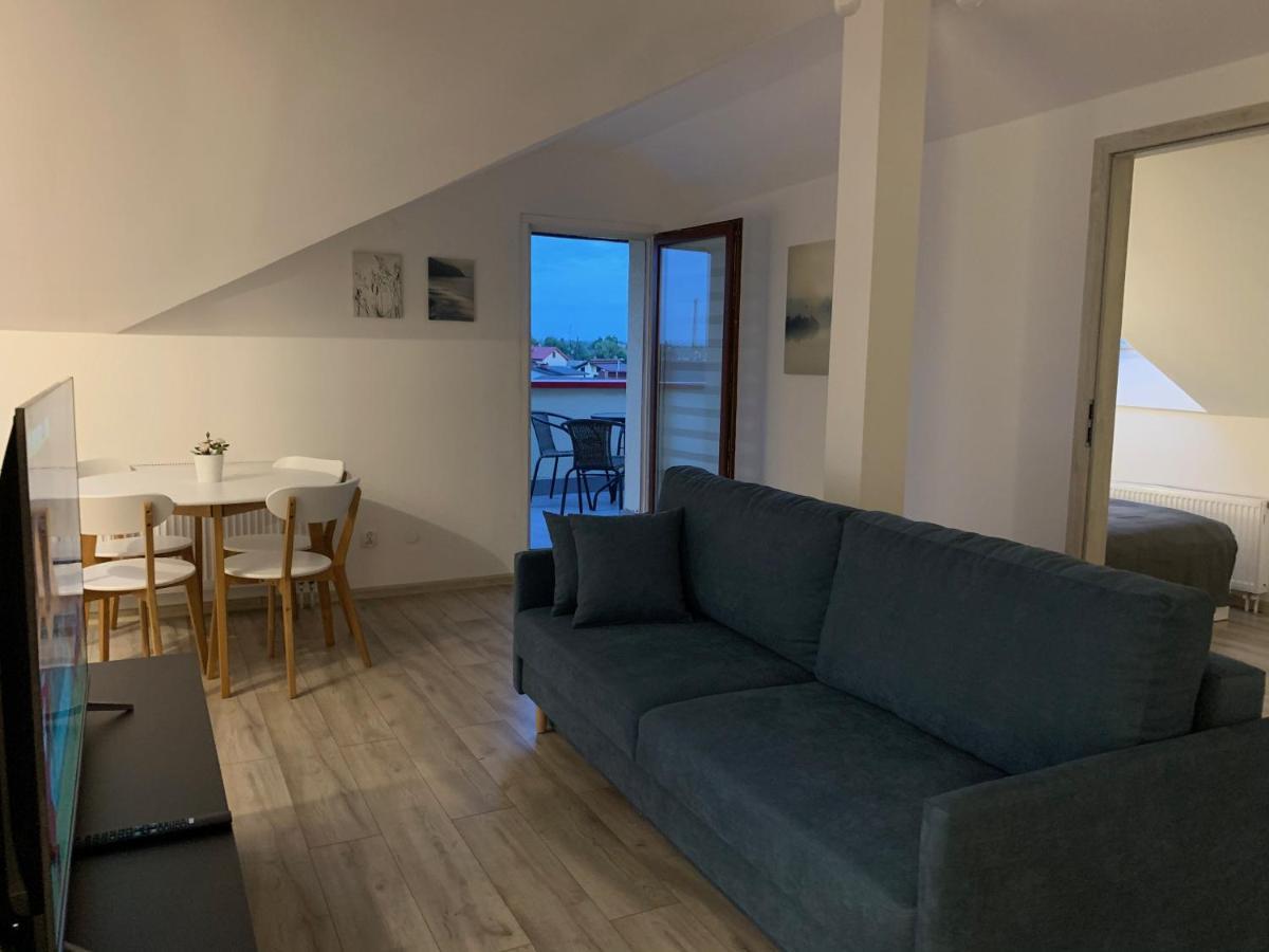 Apartament Pod Gwiazdami Lejlighed Ostrów Wielkopolski Eksteriør billede